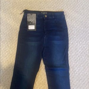 New with tags fit jeans